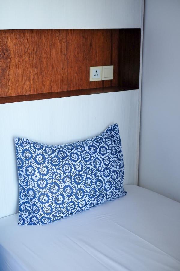Hostel Dip & Doze Living Canggu Zewnętrze zdjęcie