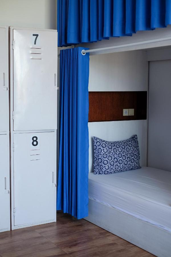 Hostel Dip & Doze Living Canggu Zewnętrze zdjęcie
