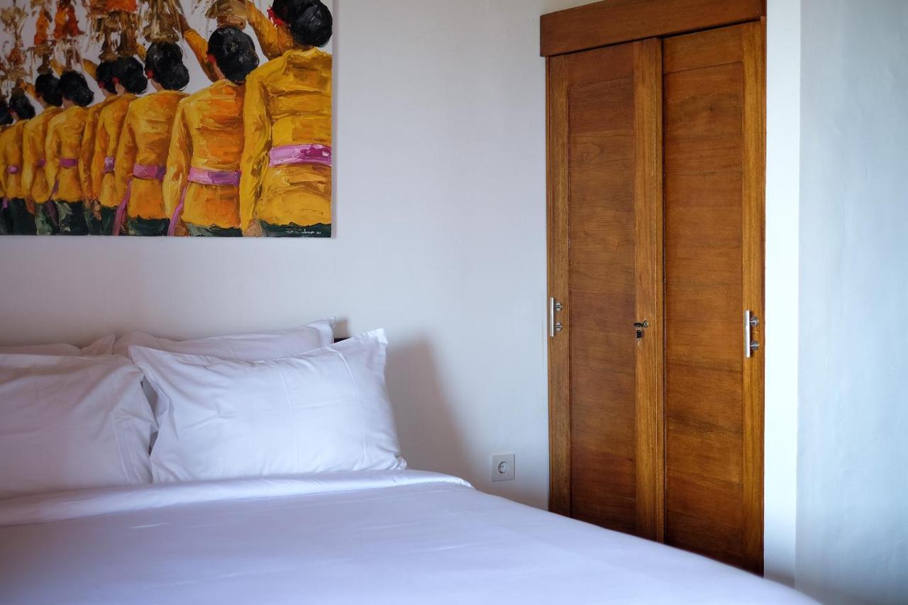 Hostel Dip & Doze Living Canggu Zewnętrze zdjęcie